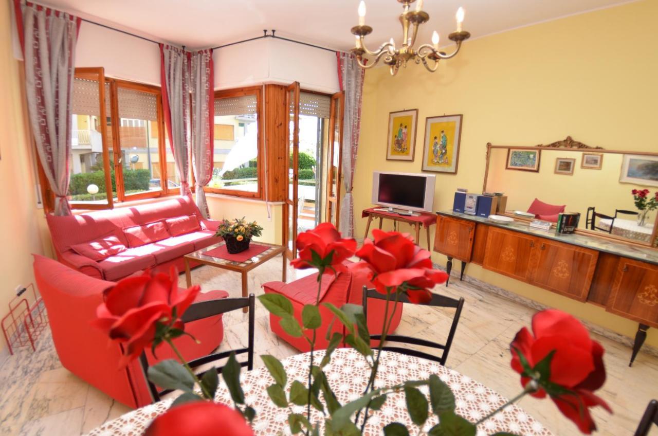Carnevale Apartment Viareggio Ngoại thất bức ảnh