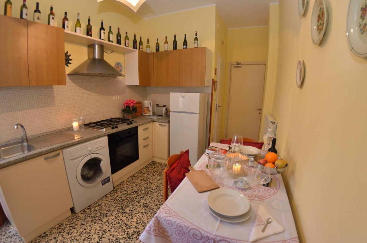 Carnevale Apartment Viareggio Ngoại thất bức ảnh
